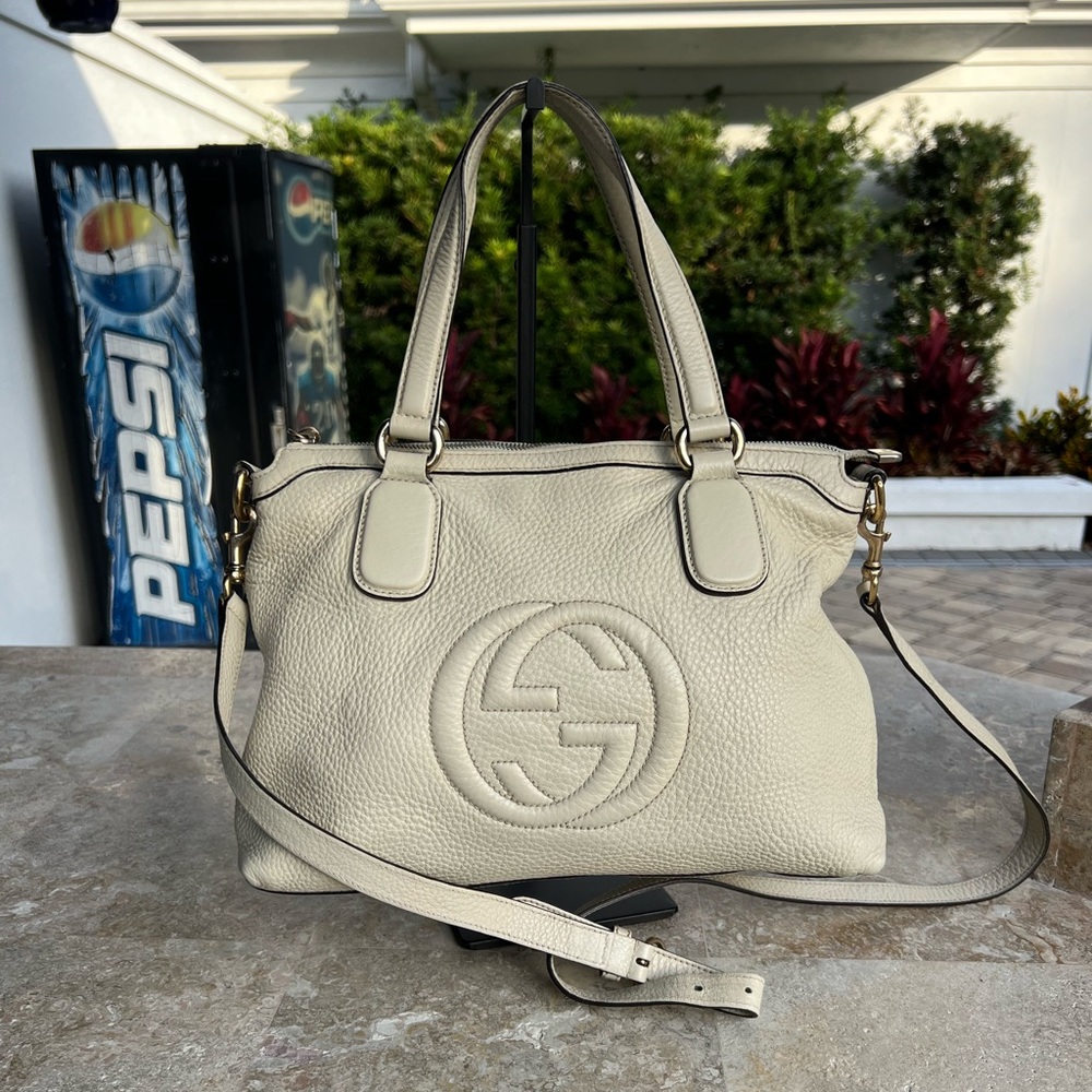 GUCCI Small Soho Top Handle Bag